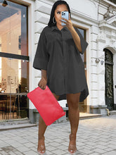 Lässiges, lockeres Hemdkleid mit Knopfleiste